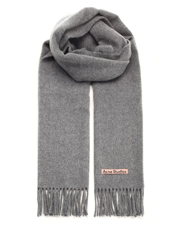 Logo Patch Fringe Wool Muffler