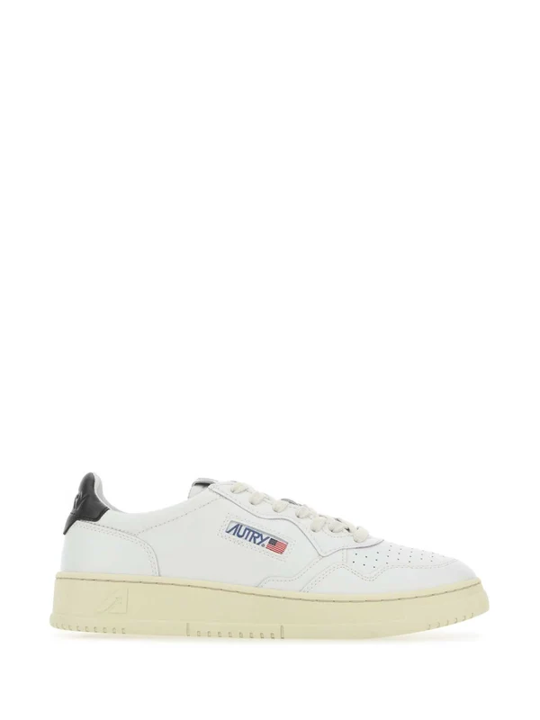 Medalist Low-Top Sneakers