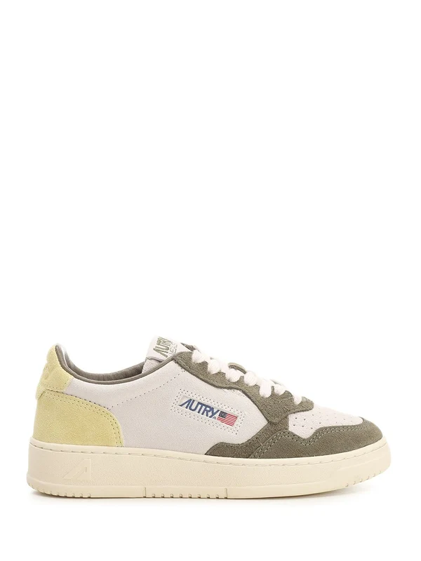 Medalist Low-top Sneakers