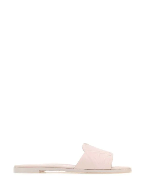 Embossing Leather Slide