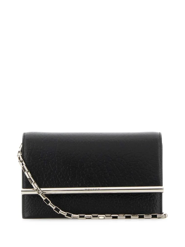 Metal Logo Detail Chain Shoulder Bag