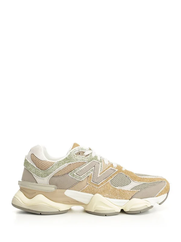 9060 Low-top Sneakers