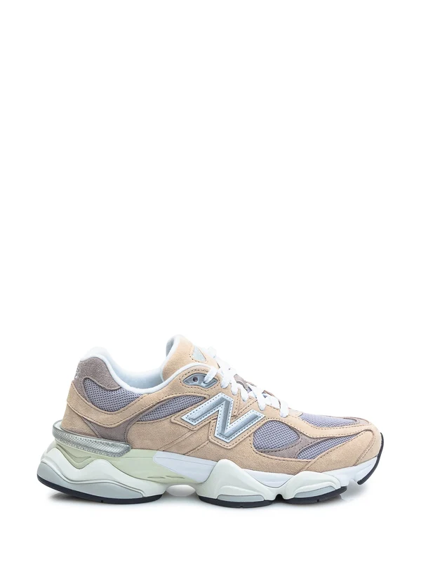 9060 Low-Top Sneakers