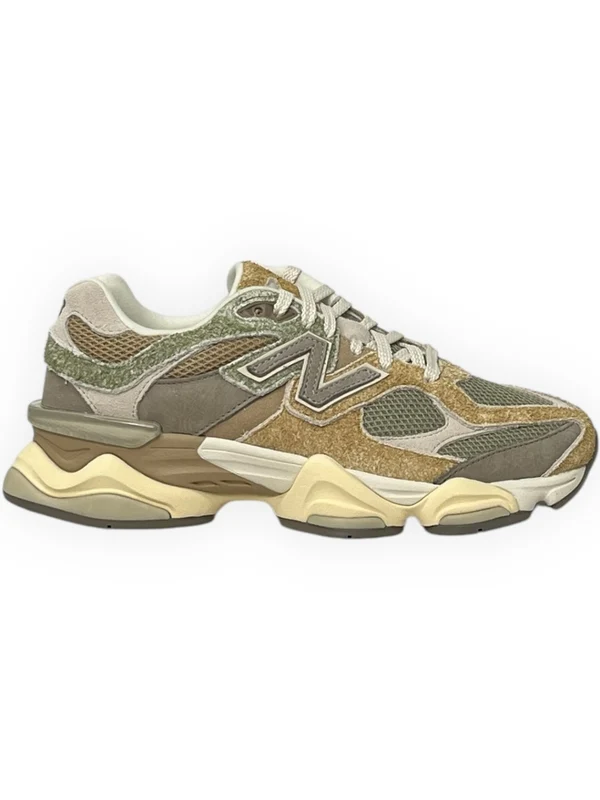 New Balance Multicolor Low Top Sneakers