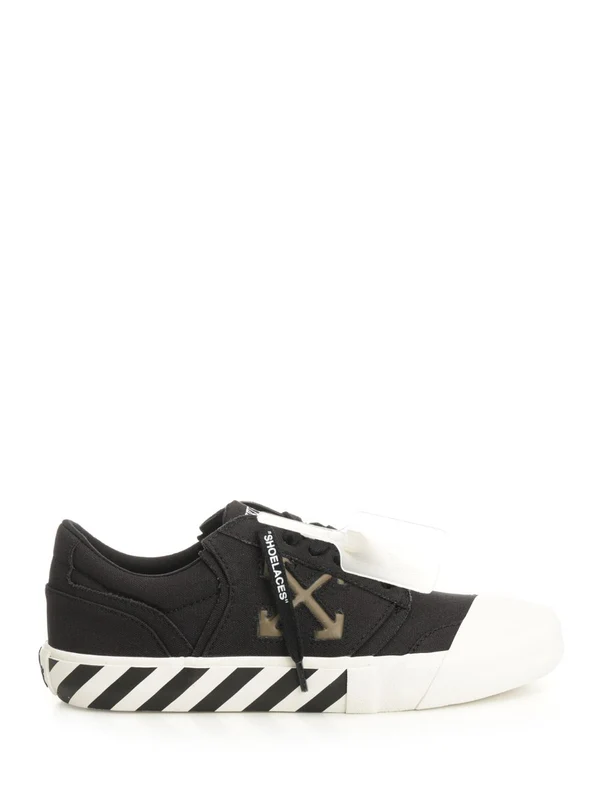 Off-White Black Low Top Sneakers